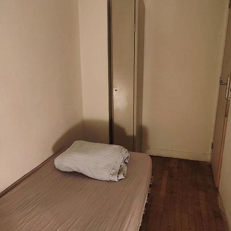 Room Near Paris Saint-Denis  Exterior photo